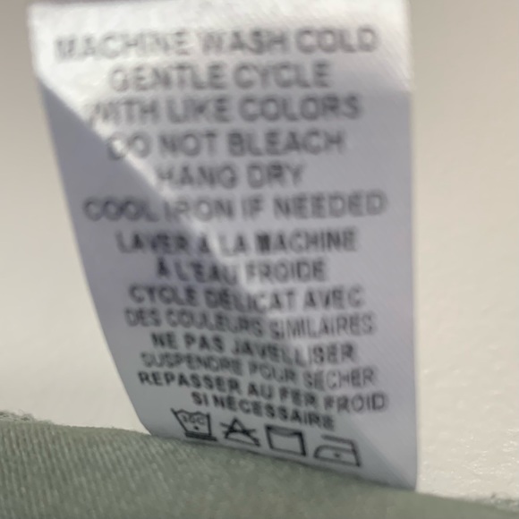 BNWOT!  TSC Exclusive! MarlaWynn 16P Capri/Crop with Tummy control. - Picture 9 of 9